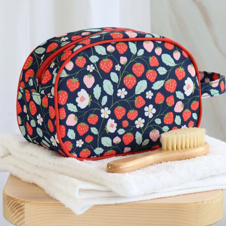 Toilettassen>A Little Lovely Company Jules Toiletry Bag strawberries