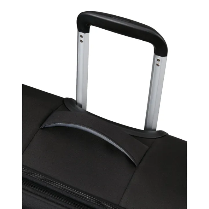 Reistrolleys|Reiskoffers>American Tourister Cloudrider Spinner M Expandable TSA jet black
