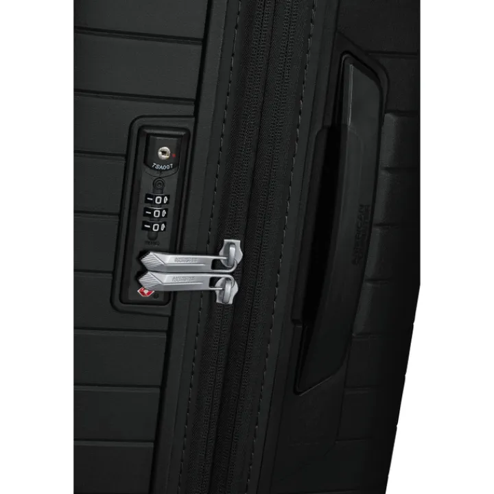 Transavia Trolleys|Ryanair Trolleys>American Tourister FastForward Spinner 55/20 TSA Exp flash black