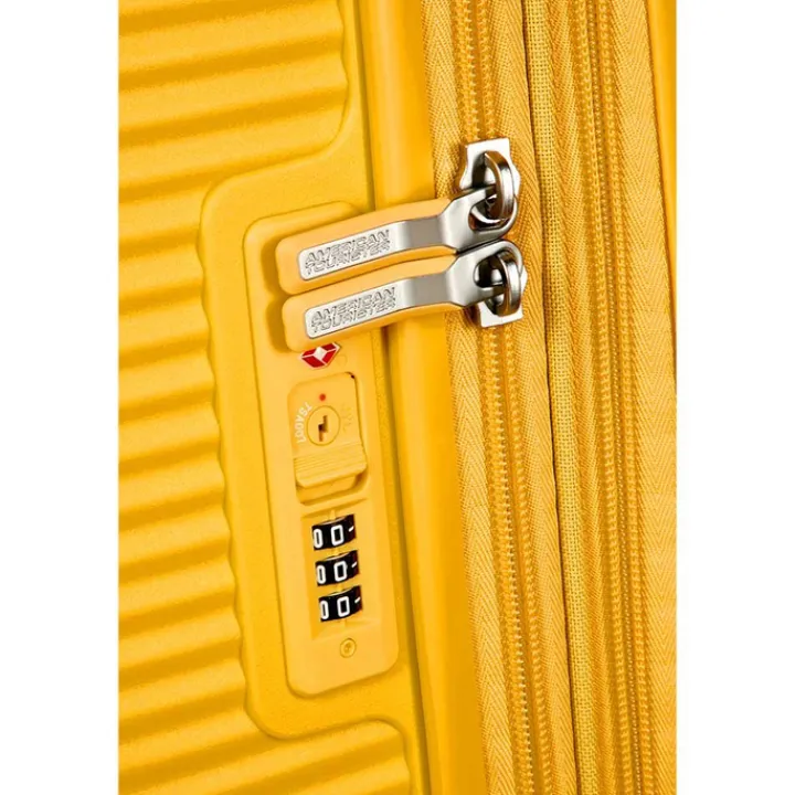 Reistrolleys|Reiskoffers>American Tourister Soundbox Spinner 77 Expandable golden yellow