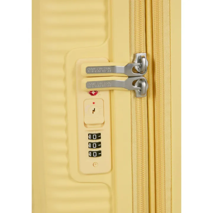 Reistrolleys|Reiskoffers>American Tourister Soundbox Spinner 67/24 TSA Expandable pastel yellow