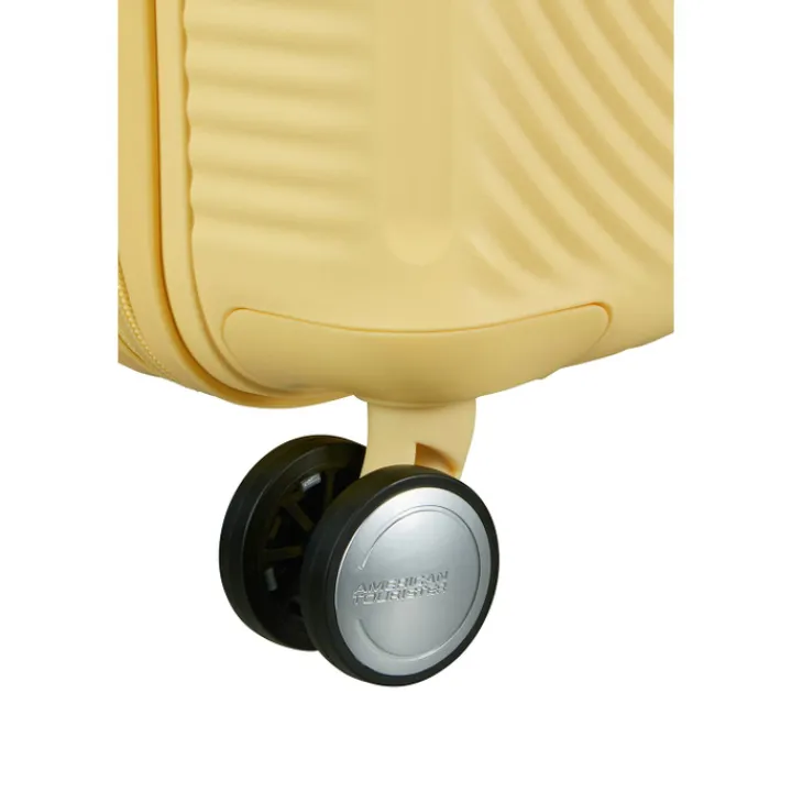 Kindertrolleys|Reiskoffers>American Tourister Soundbox Mini Spinner 47/16 pastel yellow