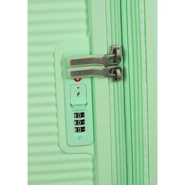 Reistrolleys|Reiskoffers>American Tourister Soundbox Spinner 67/24 TSA Expandable pastel green