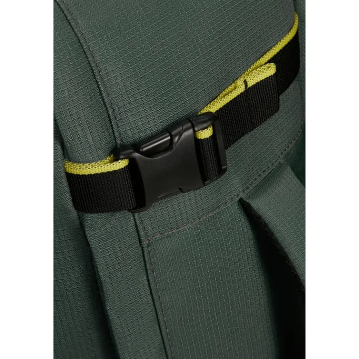 Handbagage Reistassen|Heren Reistassen>American Tourister TAKE2CABIN Casual Backpack M dark forest