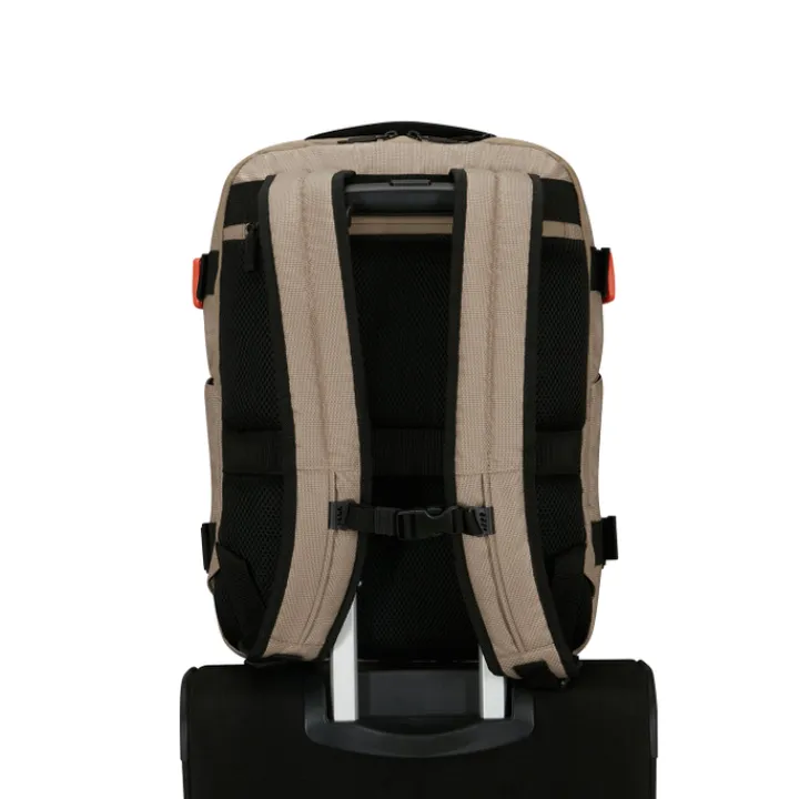 Grote Rugzakken|Heren Rugzakken>American Tourister Urban Track Laptop Backpack 15,6" coated Beige/Orange
