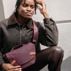 Schoudertassen|Crossbody>Aunts & Uncles Kazo cherry laquer