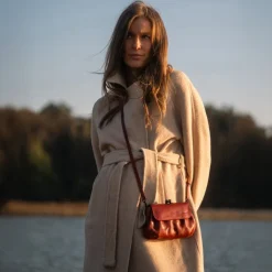 Schoudertassen|Clutches>Aunts & Uncles Mrs. Whoopie Pie intense rust