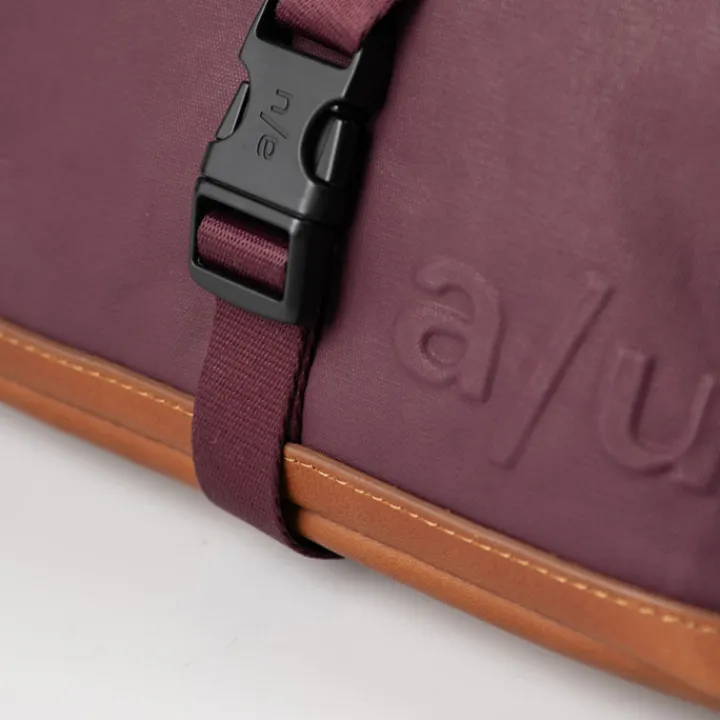 Heuptassen|Crossbody>Aunts & Uncles Tsu cherry laquer