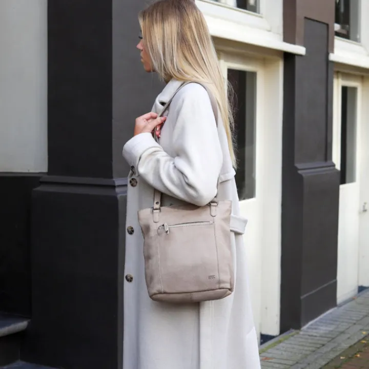 Schoudertassen|Damestassen>Bear Design Sandy Shoulder / Backpack silver mink