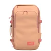 Daypack|Kleine Reistassen>CabinZero Adventure Pro 32L Cabin Backpack sunny day