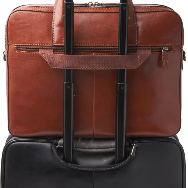 Herentassen|15.6 Inch Laptoptassen>Castelijn & Beerens Gaucho Paul Laptop Bag 15.6'' cognac