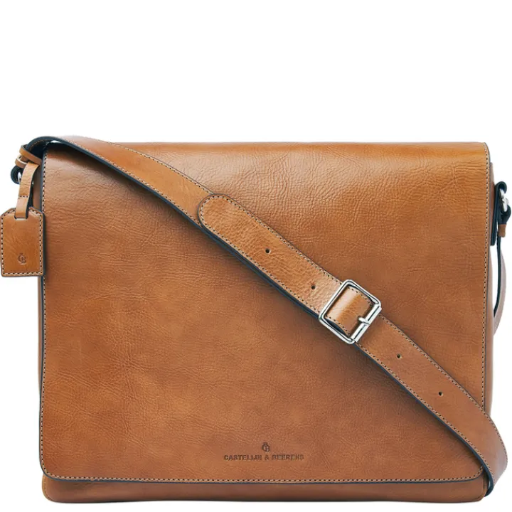 Schoudertassen|Crossbody>Castelijn & Beerens Mark Messenger 15.6" RFID light brown