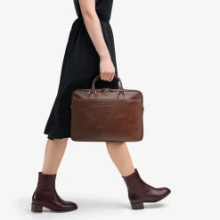 Aktetassen|Herentassen>Castelijn & Beerens Verona Business Laptoptas 15.6" mokka