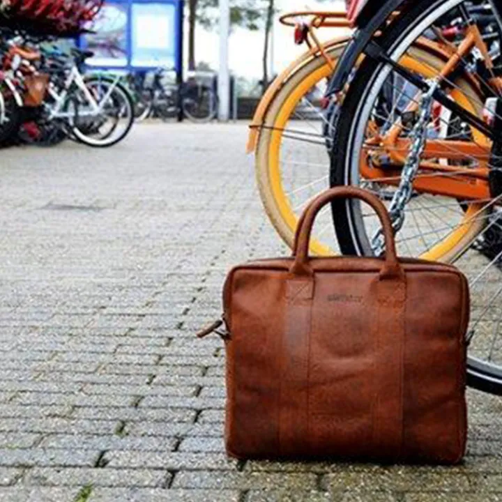 Herentassen|14 Inch Laptoptassen>DSTRCT Limited Single Zip 14'' Laptoptas cognac