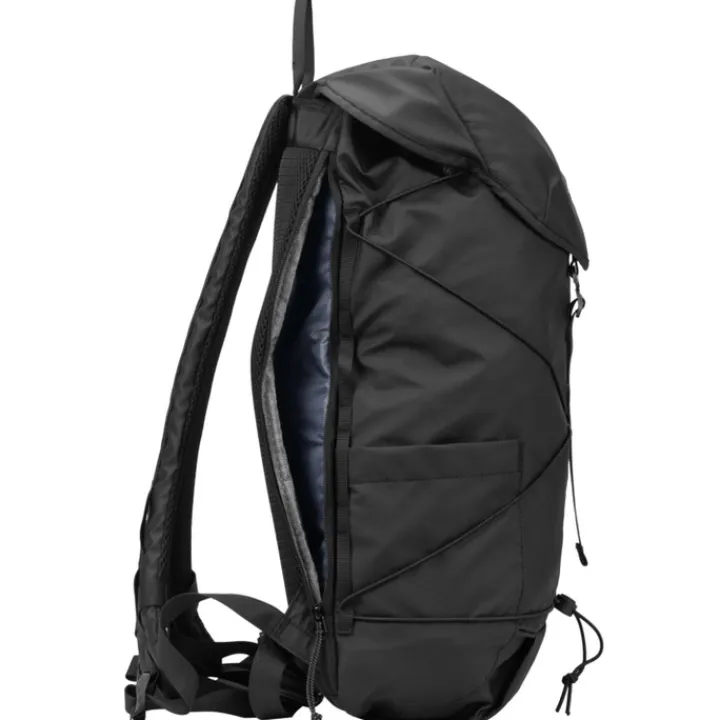 Wandelrugzakken|15 Inch Laptoptassen>Elliker Wharfe Flap Over Backpack 22L black