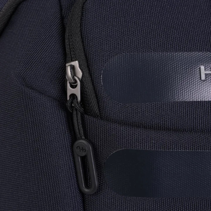 Kleine Rugzakken|Schoolrugzak>Hedgren Comby Handle M 15.6" peacoat blue