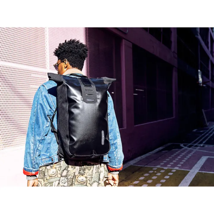 Fietsrugzakken|15 Inch Laptoptassen>Ortlieb Velocity 23L Backpack petrol/black