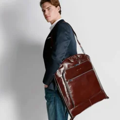Kledinghoezen>Piquadro Blue Square Garment Bag brown