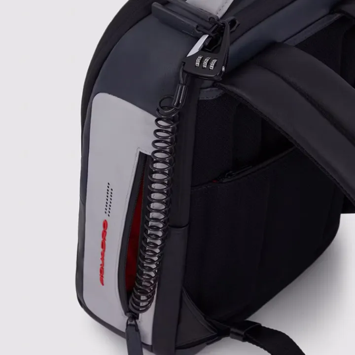 Kleine Rugzakken|14 Inch Laptoptassen>Piquadro Urban Leather Computer Backpack 14" grey/black