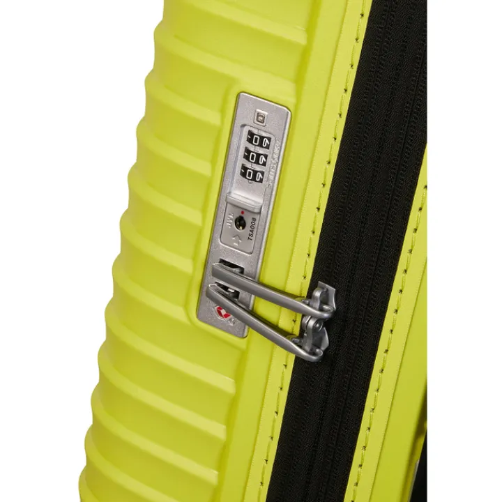 Reistrolleys|Reiskoffers>Samsonite Upscape Spinner 68/25 Expandable lime