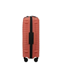 Transavia Trolleys|Ryanair Trolleys><noscript><img width=