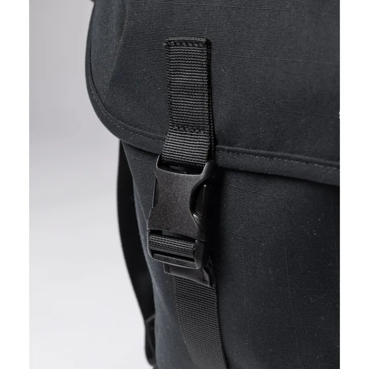 Herentassen|Laptop Schoudertassen>Sandqvist Everyday Messenger Bag black