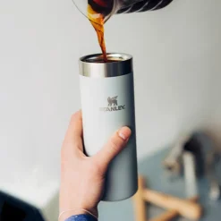 Thermosflessen>Stanley The AeroLight Transit Mug 0.47L hot coral