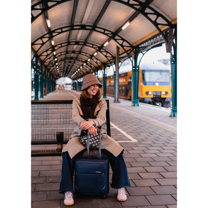 Transavia Trolleys|Handbagage Trolleys>Travelbags The Base Soft Trolley Underseater dark blue