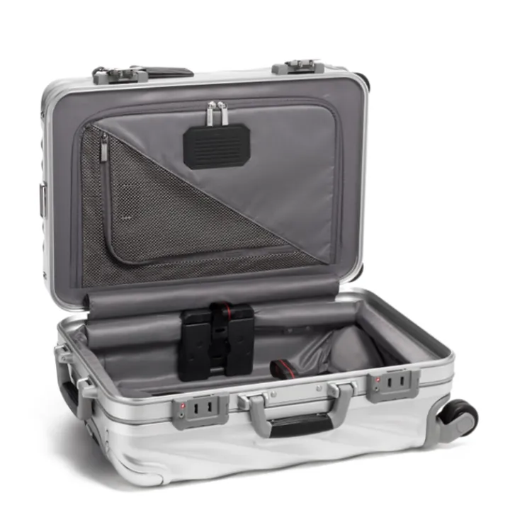 Transavia Trolleys|Klm Trolleys>Tumi 19 Degree Aluminium International Expandable Carry-On silver