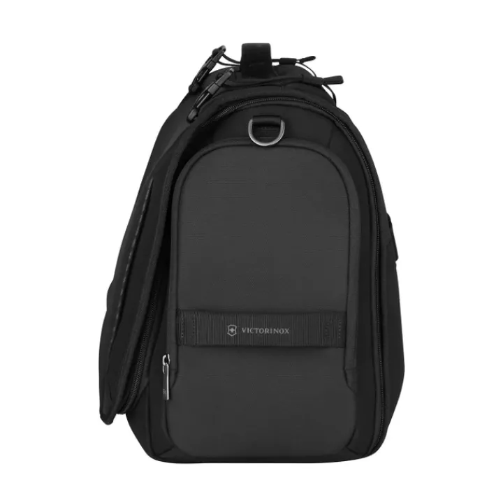 Kledinghoezen>Victorinox Crosslight Garment Bag black