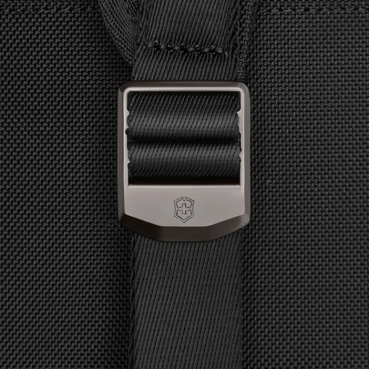 Daypack|15.6 Inch Laptoptassen>Victorinox Mythic Deluxe Backpack black
