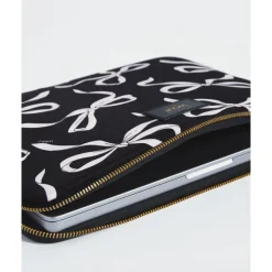 Laptop Sleeves|Laptop Hoezen><noscript><img width=