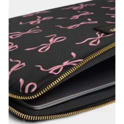 Laptop Sleeves|Laptop Hoezen><noscript><img width=