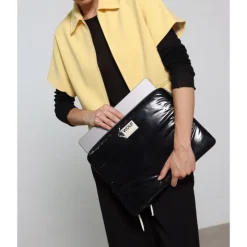 Laptop Sleeves|Laptop Hoezen><noscript><img width=